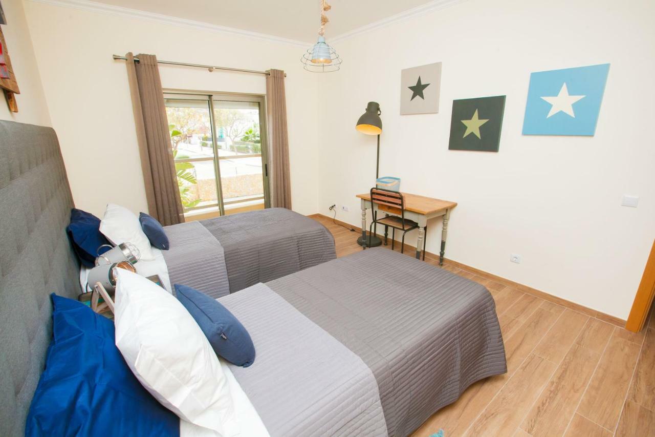Modern Luxury Apartment Near Harbor Of Albufeira Eksteriør billede