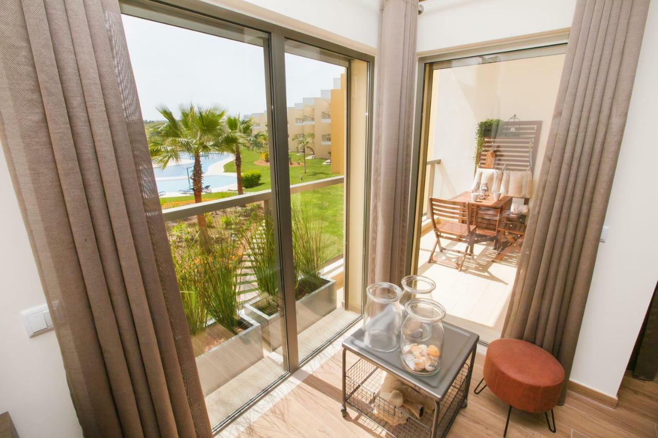 Modern Luxury Apartment Near Harbor Of Albufeira Eksteriør billede