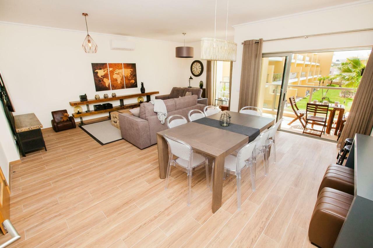 Modern Luxury Apartment Near Harbor Of Albufeira Eksteriør billede